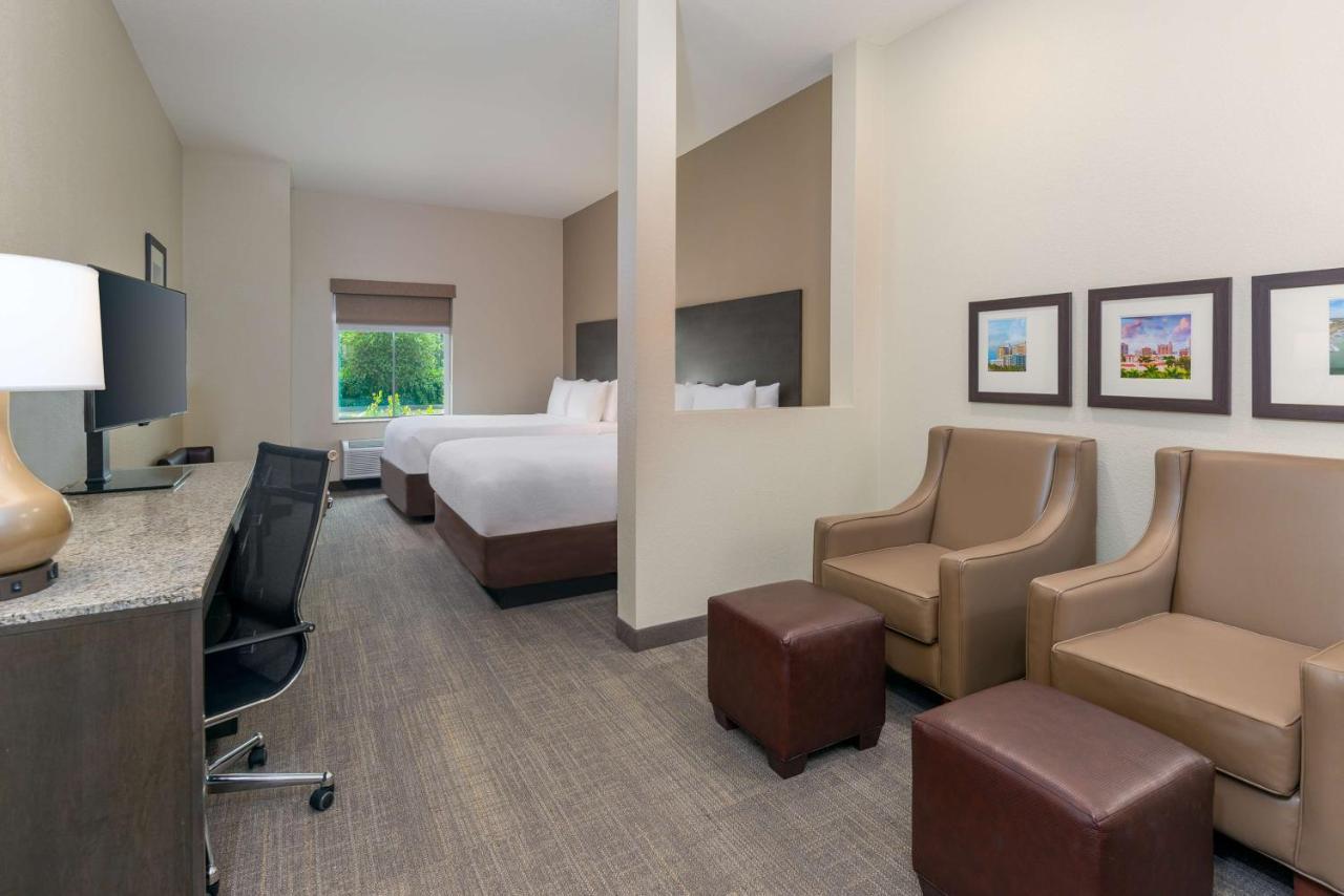 Ameniti Bay - Best Western Signature Collection Fruitville Buitenkant foto